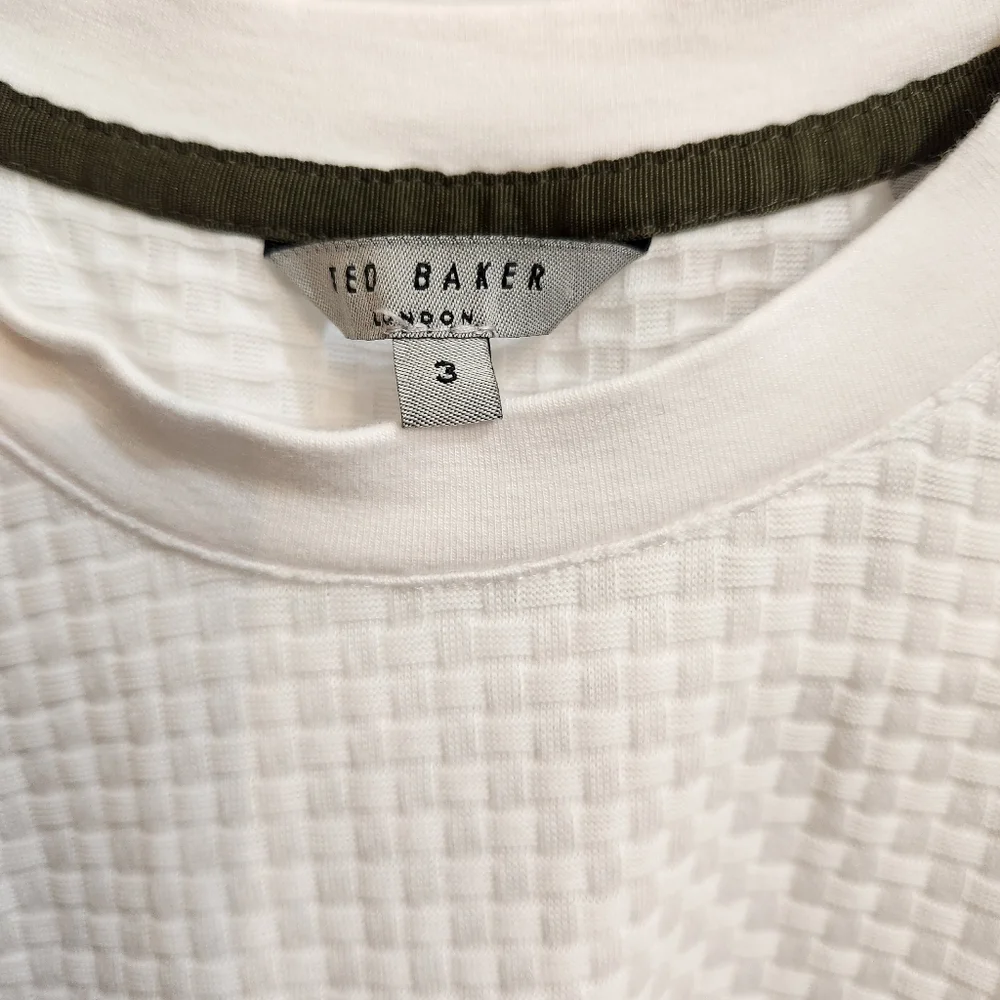 Ted Baker Basketweave Crewneck Shirt In White Size 3, U.S. Medium - Picture 10 of 11